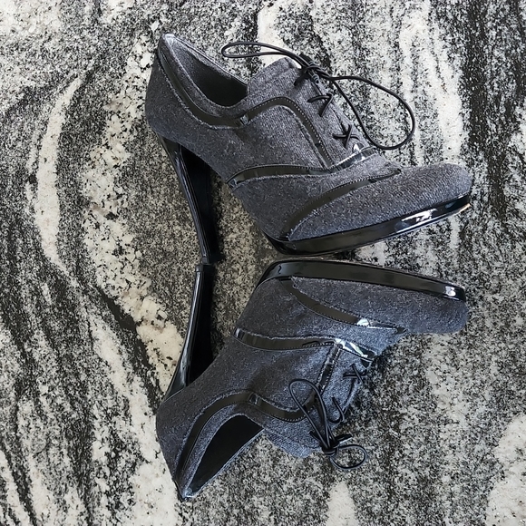 Stuart Weitzman Stilleto Wool Booties Gorgeous - Picture 4 of 13